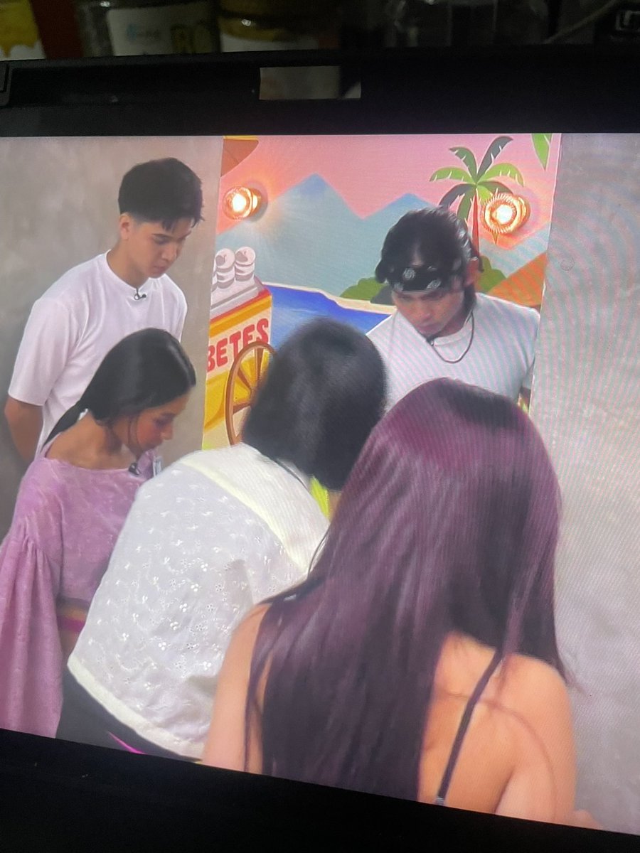 ughdrrea's tweet photo. ng cute cute ni lans.. parang pwedeng pwede mo syang ibulsa 🤏

#LansNagal
#LANS
#PBBCollab3point0 https://t.co/al9LZ1TmAP