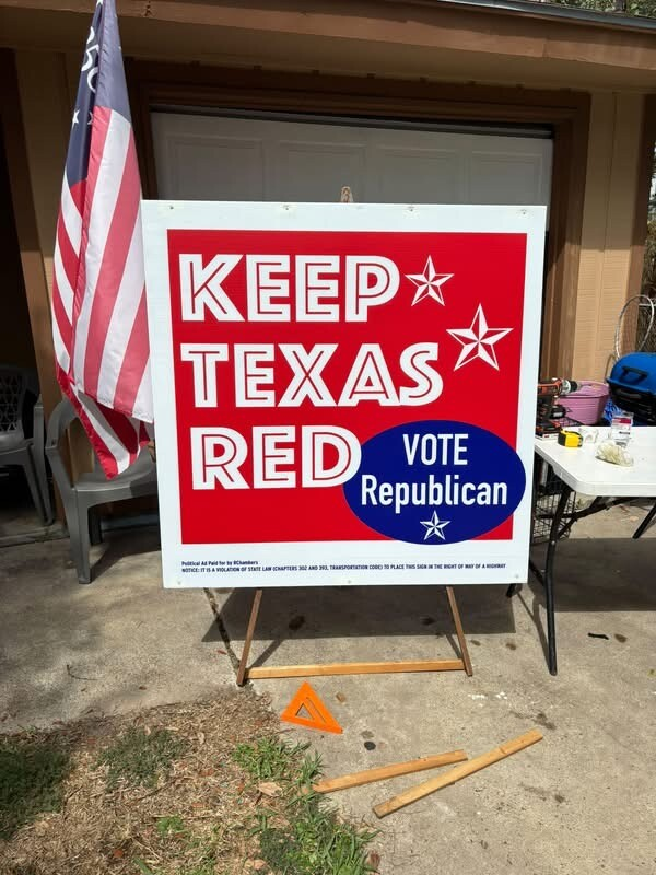 Jessies_Too's tweet photo. Come on TEXAS!! Don't let the Commies take your
state‼️‼️ I truly believe there are more patriots in 
Texas than liberals or muslim/indian voters‼️

Let's show the LEFT their attempts to turn TEXAS 
blue failed‼️‼️‼️🇺🇸🇺🇸🇺🇸 VOTE RED ‼️ https://t.co/7p4qRtDhxw