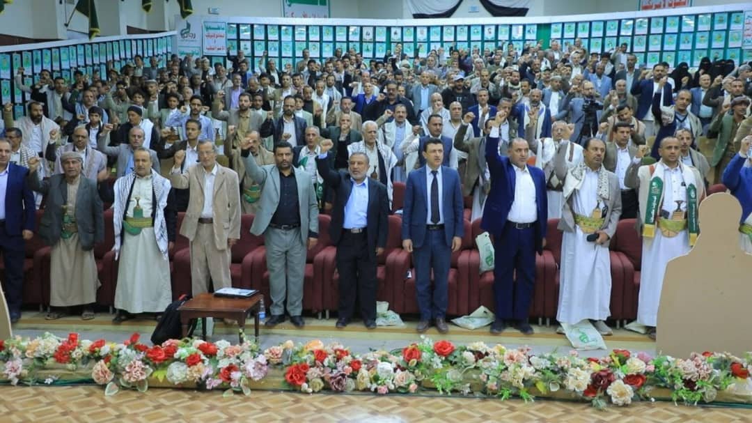 AJnyd51393's tweet photo. نائب رئيس الهيئة العامة لرعاية أسر الشهداء يشارك في فعالية وزارة التربية إحياءً للذكرى السنوية للشهيد وتكريم أسر الشهداء من موظفي ديوان الوزارة

#الذكرى_السنوية_للشهيد_1448هـ 
#شهداؤنا_عظماؤنا https://t.co/cZVV86PBan