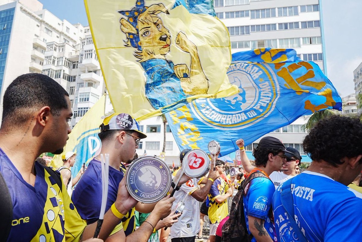 uneoficial's tweet photo. O som da juventude ecoa no Rio de Janeiro! 🥁🔥🔥

📸 @brunobouhaya https://t.co/LiYnem2kdJ