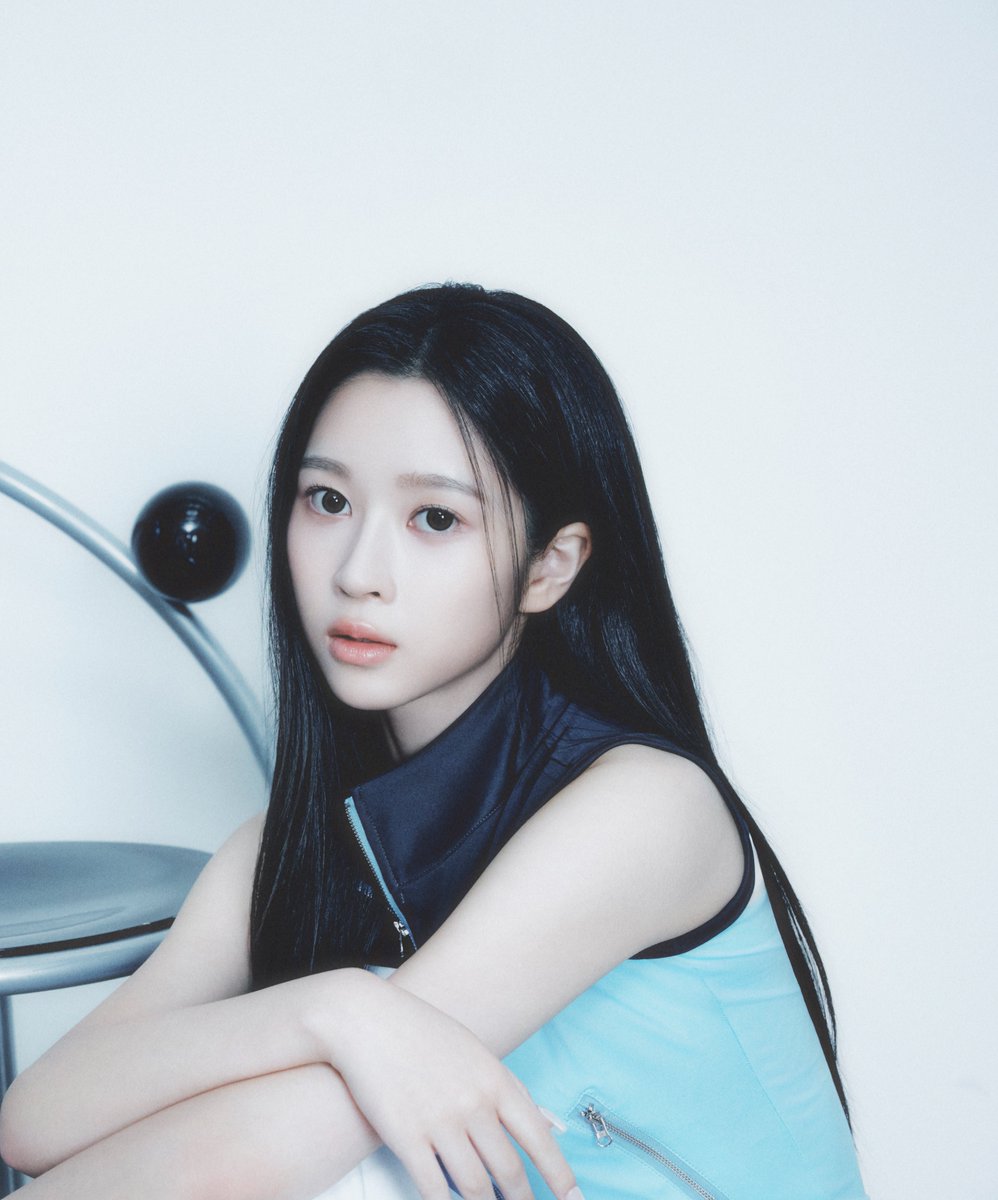 A2O_LITE's tweet photo. EYE-CONTACT

#A2O #A2OLITE #NEON
#YOUNG #영 https://t.co/kDcGhxKhda