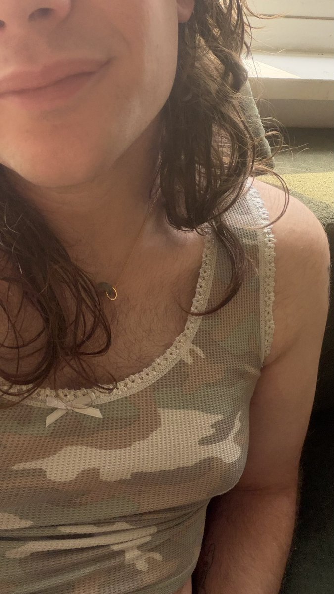 dugelv2017's tweet photo. Who’s going to be brave enough to message me first? #trans #findom #nsfw https://t.co/EMkXczsC8O