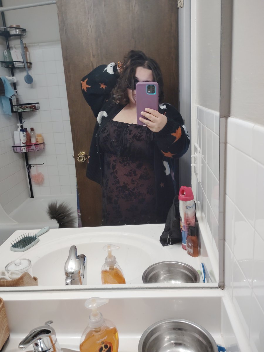 Goth_CherryXo's tweet photo. Date alone today🥰 
#egirl #bbw https://t.co/oAoP5z2MN0