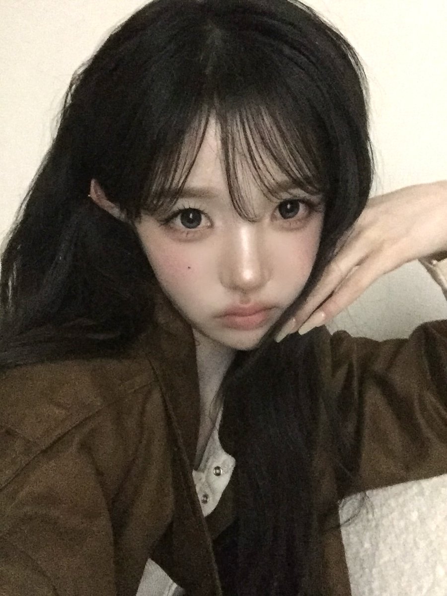 triplescosmos's tweet photo. 가을여자 김채원

#tripleS #트리플에스
#ChaeWon #채원 https://t.co/oi5JMEKv6S