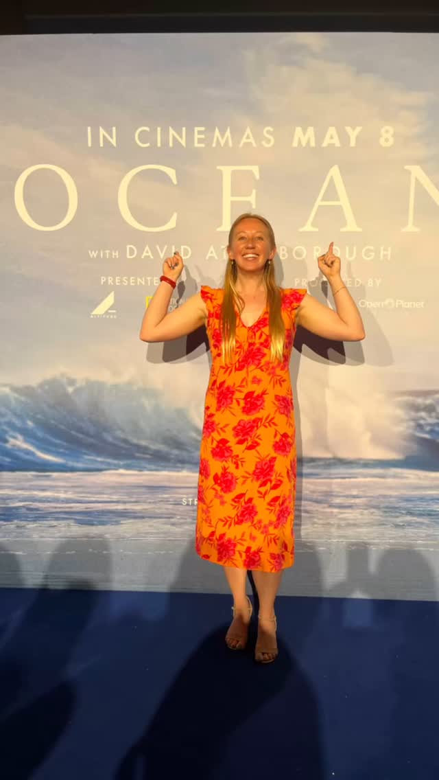 sixser_6's tweet photo. Honoured to attend the world premiere of Ocean. David Attenborough’s most harrowing, yet hopeful documentary. Without action, coral reefs could vanish within 30 years. Everyone needs to see this. Meeting my hero was unforgettable. https://t.co/rv91KnPVD0