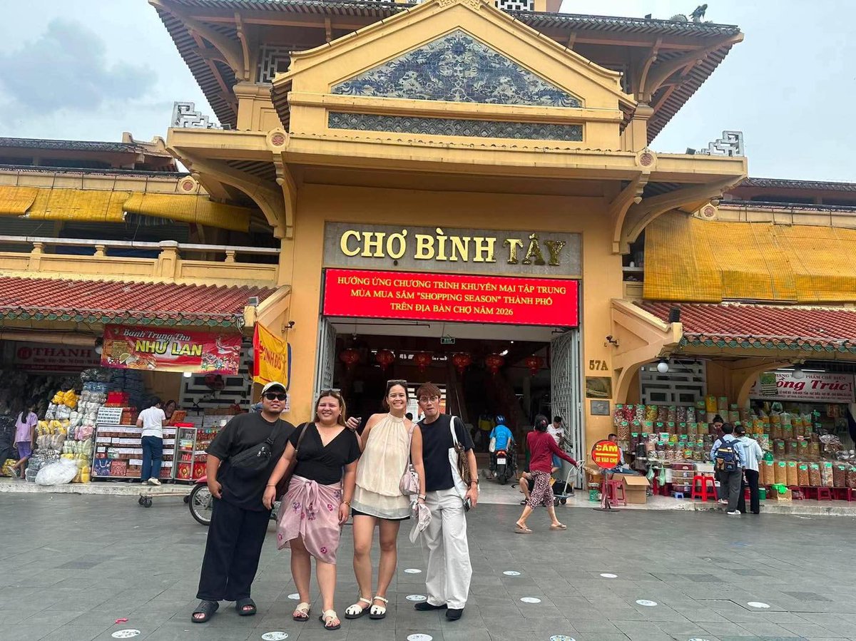 Ruiva_grazy's tweet photo. Sẵn sàng khám phá Sài Gòn theo một cách hoàn toàn mới? Lên xe, cảm nhận làn gió mát và len lỏi qua những con hẻm, khu chợ địa phương cùng các điểm đến bí mật đầy cuốn hút. Hơn 12 năm kinh nghiệm. https://t.co/euGwuDW83H