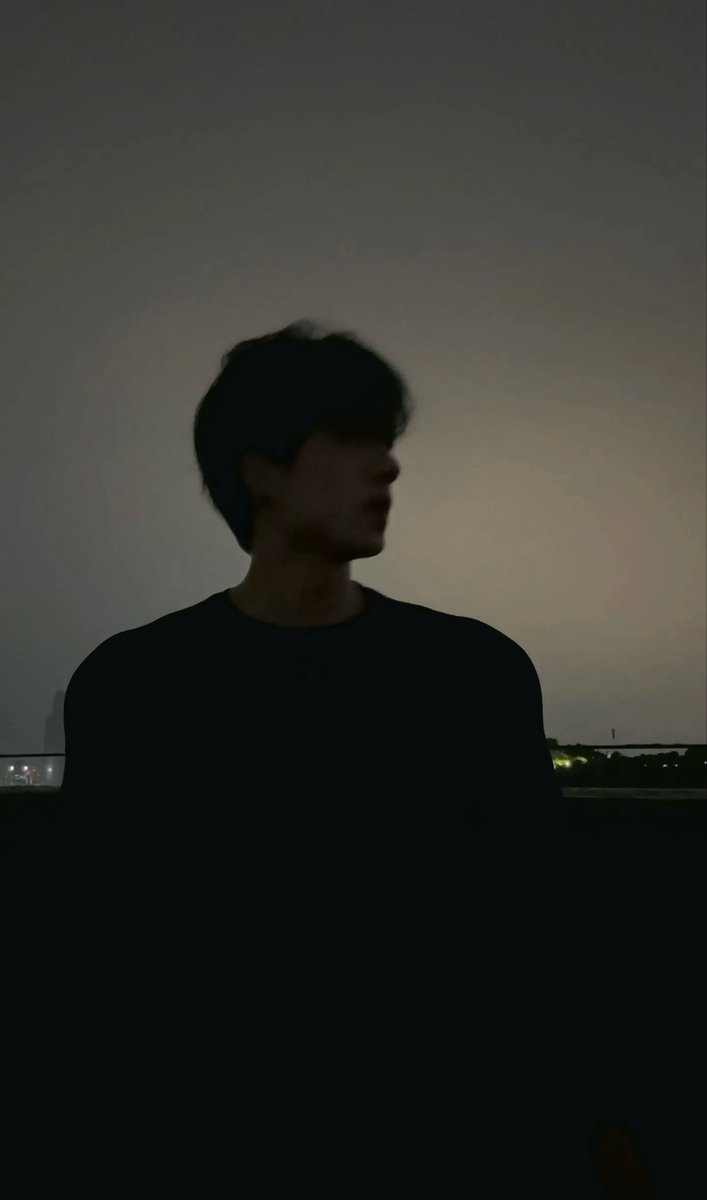Ricevrsu's tweet photo. 08 184找个固炮 就是本人线下看不长这样直接走可以 人机滚 https://t.co/dD2BF3JopE