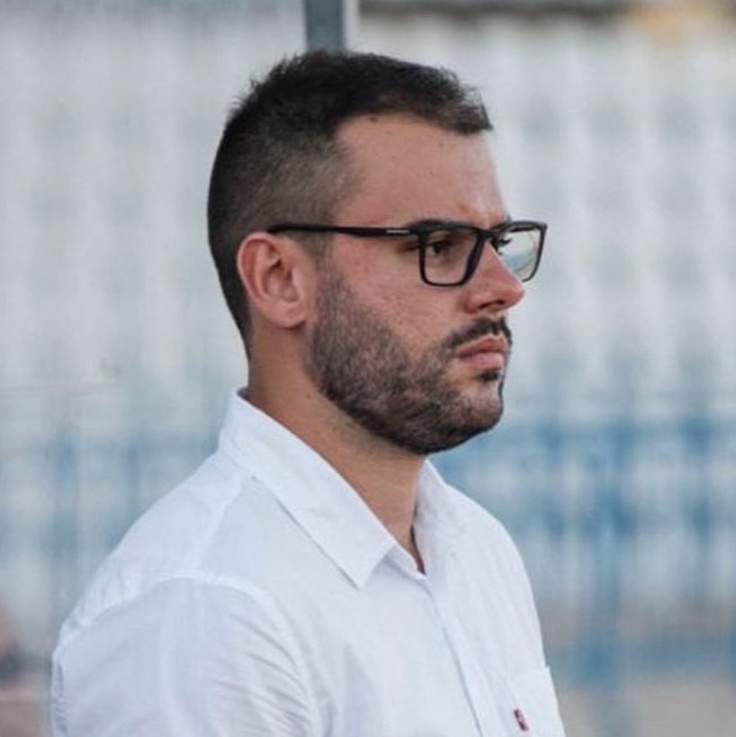 egeyitmenn's tweet photo. 🎙️ Göztepe Şef Scout’u Bolivar Silveira, Rômulo ve Emersonn’un Göztepe’ye transferinin hikayesini anlattı: 

“Rômulo, Athletico Paranaense'nin altyapısından tanıdığım bir oyuncuydu. Kendi yaş kategorisinin en golcü oyuncularından biriydi. ++ https://t.co/5liO3pc1VH