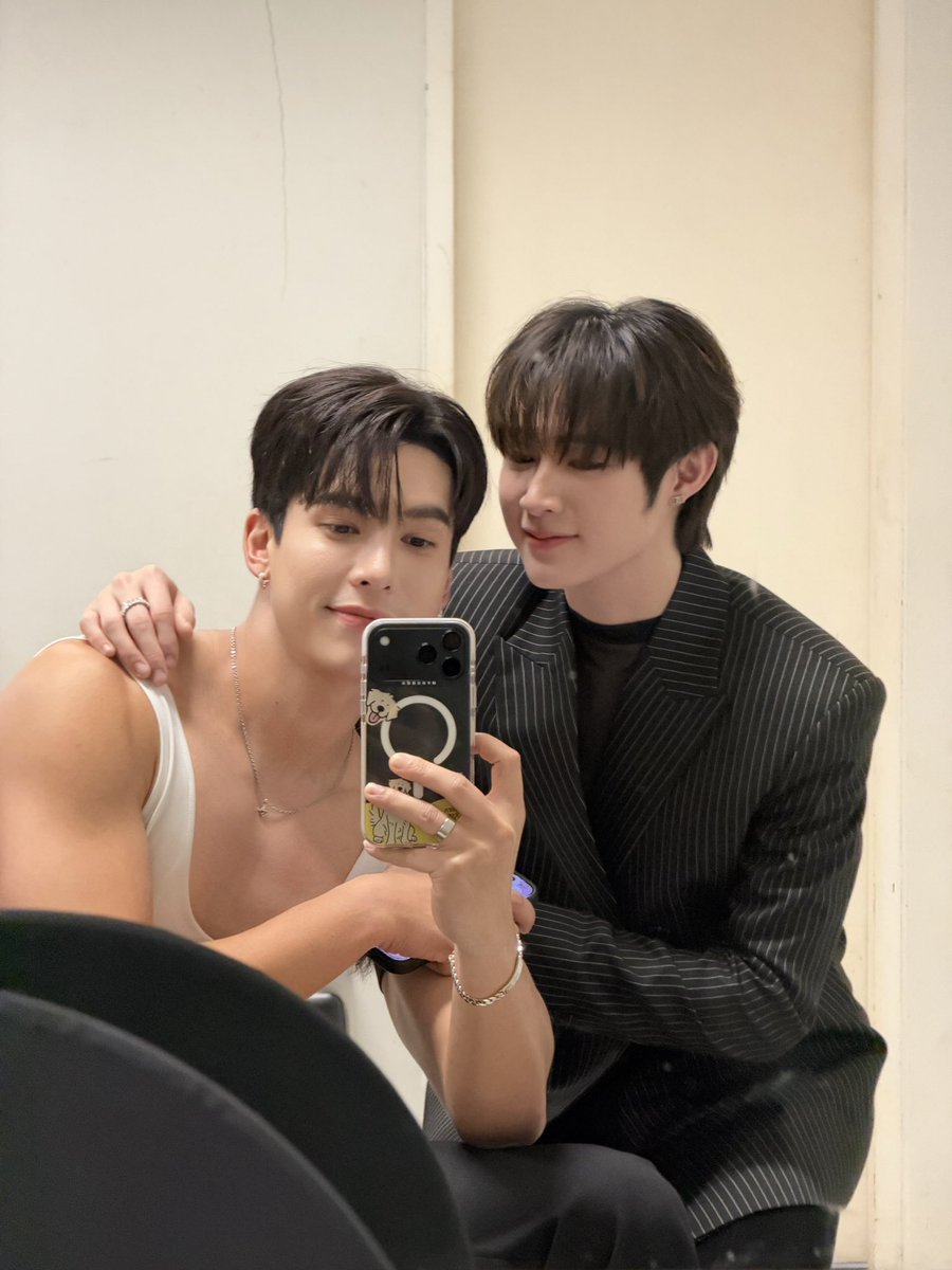 mmaxmaxxxx's tweet photo. เมี๊ยววววว https://t.co/Kl5Z43BdQ0