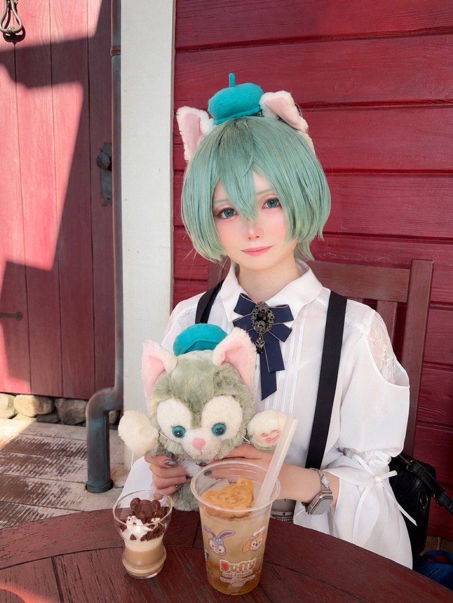 lu_na_x_'s tweet photo. ⚠️擬人化仮装⚠️
【ジェラトーニ / ダッフィー&amp;フレンズ】

2026.10.18
初めてのDハロ仮装参加はジェラトーニでした✨
素敵な風景がたくさん🖼

#Dハロ2026 #Dハロ2026仮装 https://t.co/RCuQtKsZl3