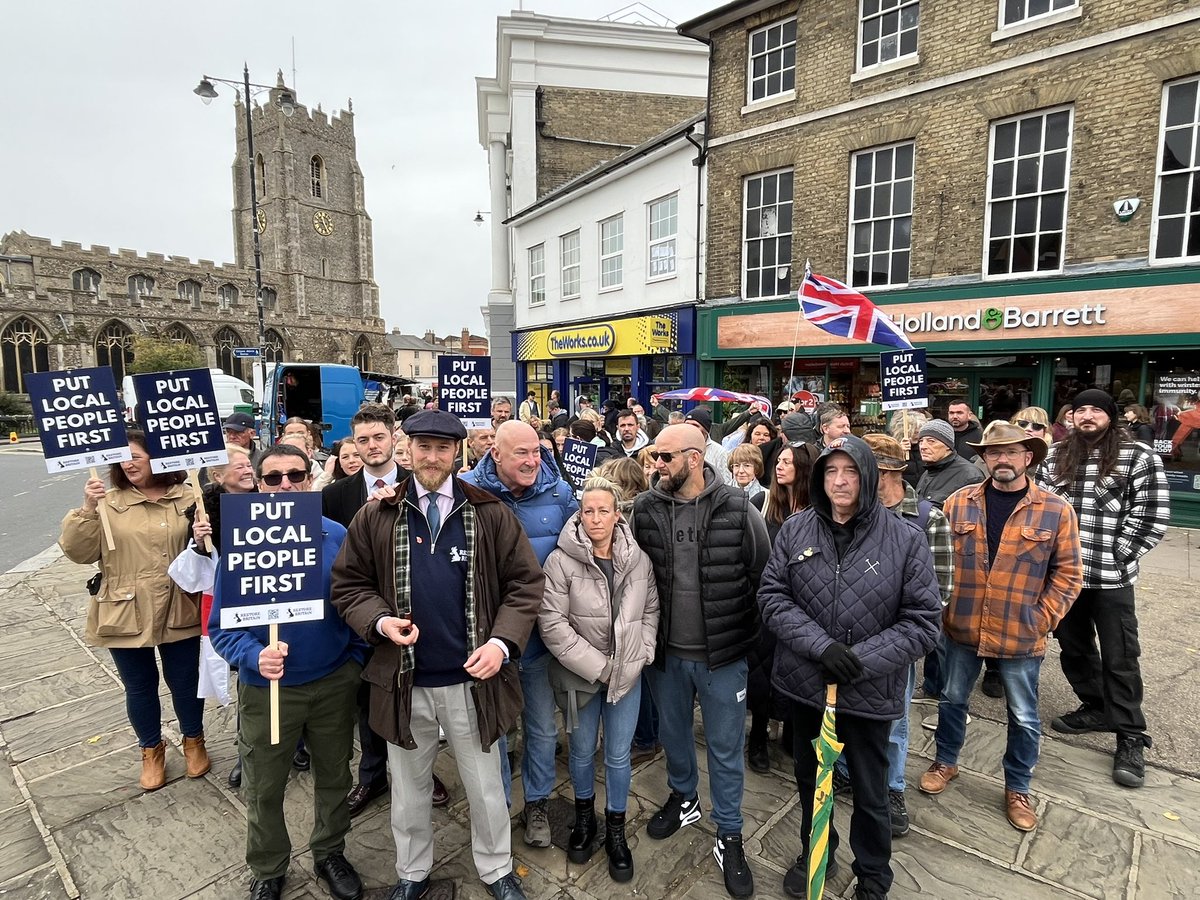 JournoMaddie's tweet photo. Sudbury says no to HMOs! https://t.co/120x9jQhSS