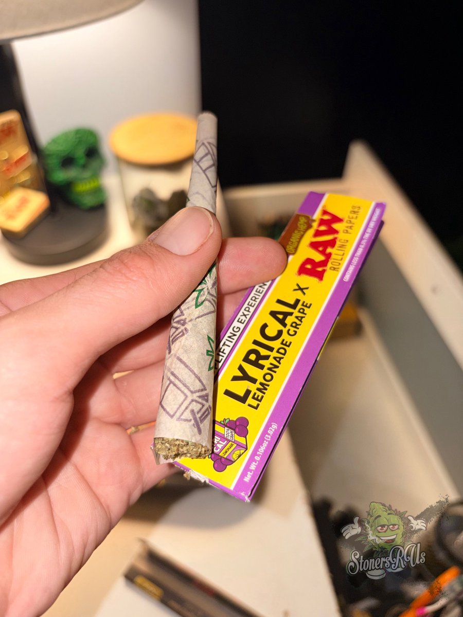 _StonersRUs_'s tweet photo. Let’s wake and bake 💨💨 https://t.co/LzqHXsNIO2