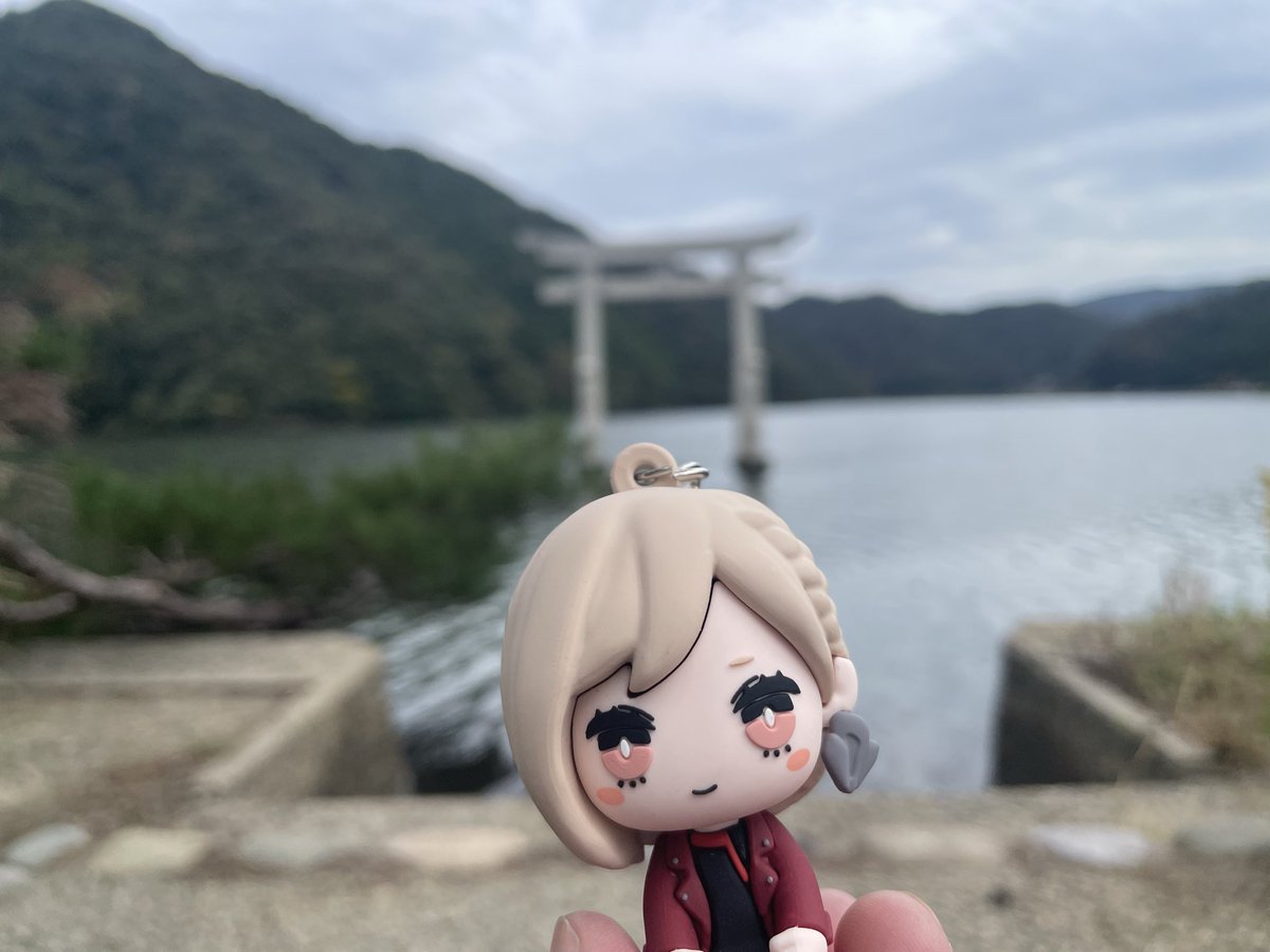 azcat_Kion's tweet photo. 神戸こくさいホールありがとう😭💕
ドセンで7列目で今までで1番ReoNaちゃんの表情とか、パフォーマンスがしっかりと感じれた気がします。
1泊2日の兵庫遠征楽しかったなー。
また、逃げて会えますように🐈‍⬛

 #ReoNa
 #DeTOUR静脈 https://t.co/hLl2p1mZ26