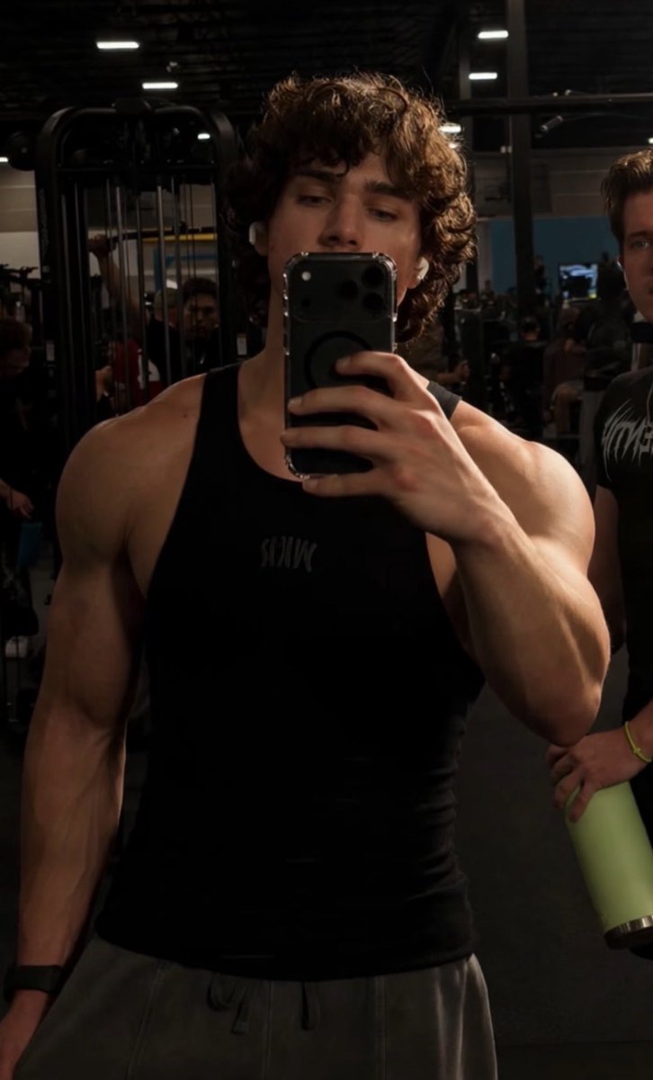 alpha_easton's tweet photo. I’m that Alpha you’ve been waiting for.💪🥶😈 https://t.co/5zCaZt58Uz