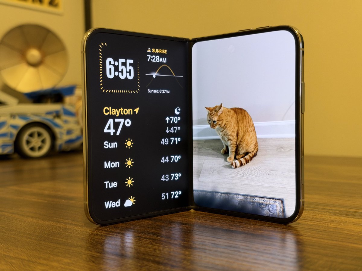 Marks_Tech's tweet photo. iPhone Duo: My thoughts so far. The good, and bad. 

✅ Very well made. Tough. IP68 is nice to have. 

✅ Battery life is incredible. Didn’t expect this. 

✅ Hinge is super smooth. Opening and closing the phone feels steady and secure. 

✅ performance and efficiency are great 

✅ charging speeds are nice. Didn’t measure but feels fast to the point where I don’t notice. 

✅ speakers and the placement are fantastic. 

✅ Comfy to hold 

✅ I love the software for the hinge (see photos) 

🚫 Display looks great in terms of cutting out reflections, but colors and contrast suffers a lot. 

🚫 Not all apps are optimized (yet). Those that are still look a bit wonky. Not Apples fault. Devs need to tweak it more. 

🚫Cameras are okay. Nothing special but they get the job done. Don’t expect great results after 3x zoom. 

🚫Heaviest passport style foldable in 2026. 254g without a case and without a screen protector. Over 300g with. Some care. Some don’t. 

🚫 Small learning curve. Not a fan of the volume keys being on top and the dock being on the right. 

🚫 No action button. Some may not like this.

Overall, not a bad phone. I like it a lot, despite its downsides. But at $2000 there should be less of them imo.