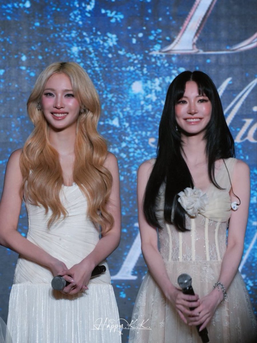 trendJJJtomars's tweet photo. Hey my beautiful girls 

JJJ MIDNIGHT BLOOM MACAU
#BBFanFest2026inMacau https://t.co/GhD4n0QL6R