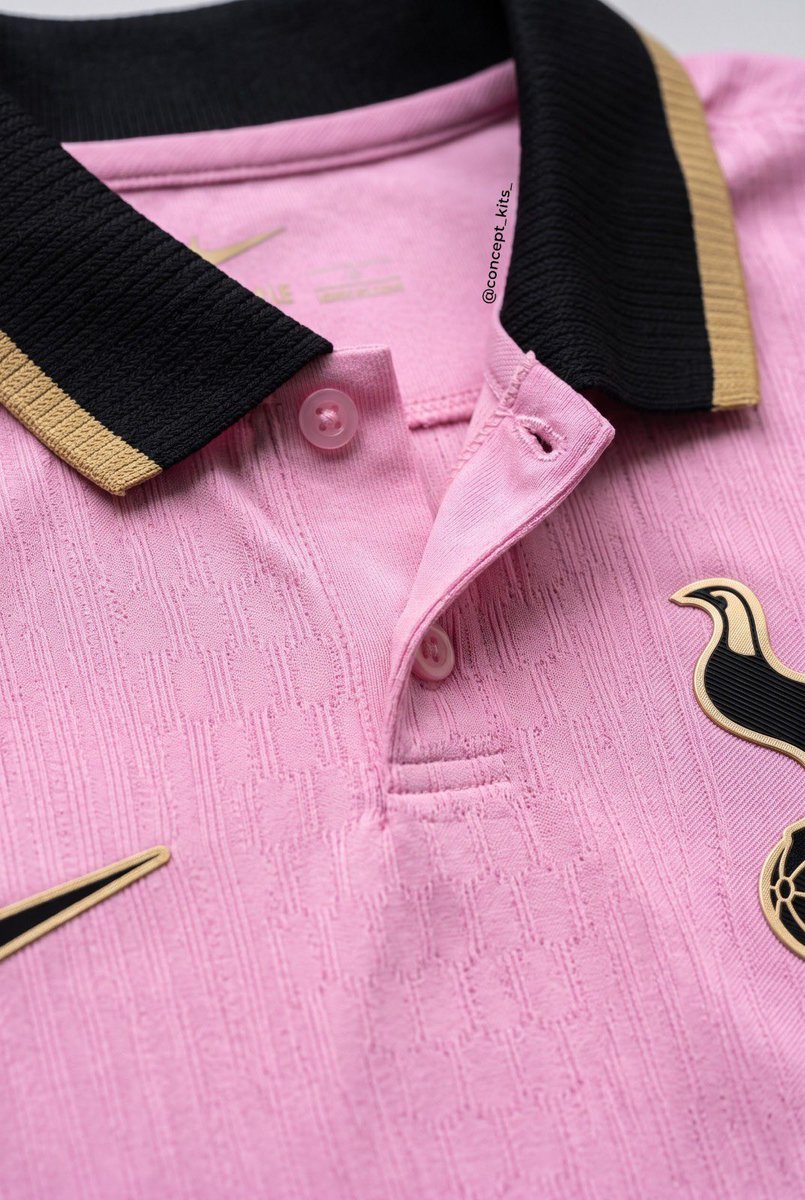 papodetottenham's tweet photo. Footy Headlines [🥇] postou o modelo que deve ser o uniforme II do Tottenham na temporada 2027/2028.

Aprovado? https://t.co/PE3pkwFRcj