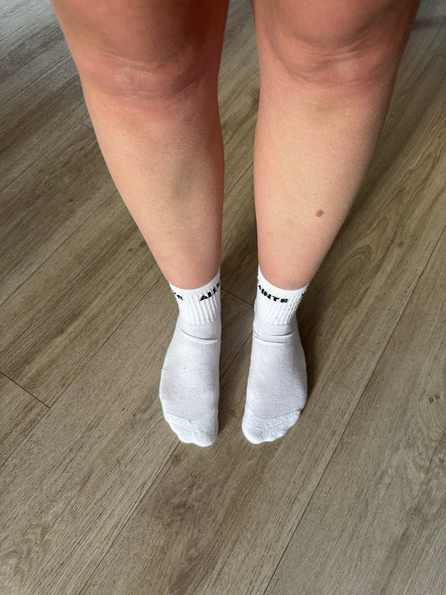UkWifessocks's tweet photo. Who wants my worm sweaty running socks ? #paypiggy #findom #sellingsocks https://t.co/8zDvYqqz0P