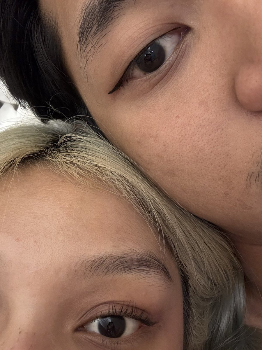 seleratua's tweet photo. Pretty eyes https://t.co/00CveAr9V7