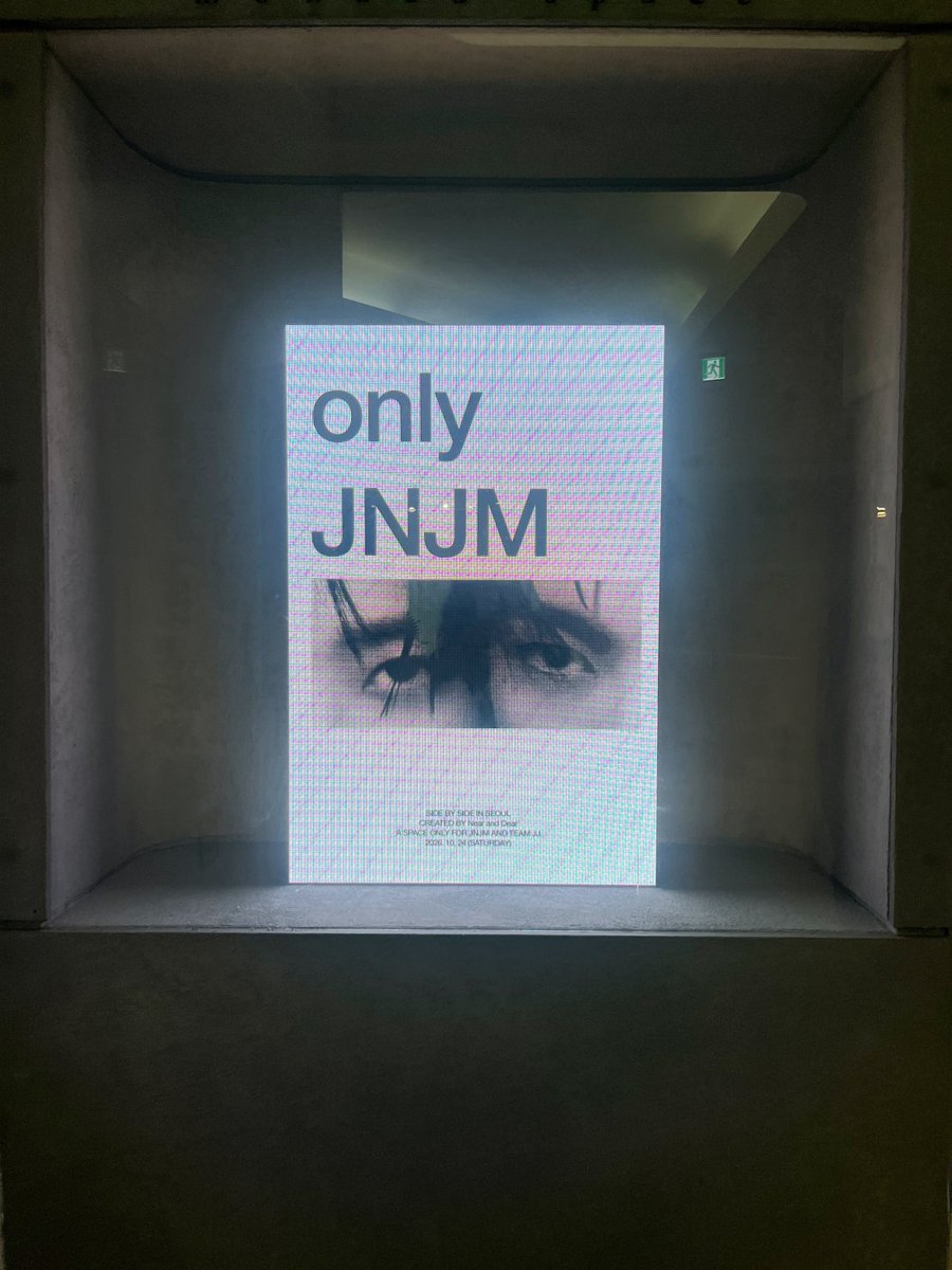 reflectionjj's tweet photo. 어떻게 이런 유닛이 내게.. 
어떻게 이런 여자들이 내게... 
아랑해여🫰🫰
#팀제이제이워크샵 https://t.co/L1xlC75nWC