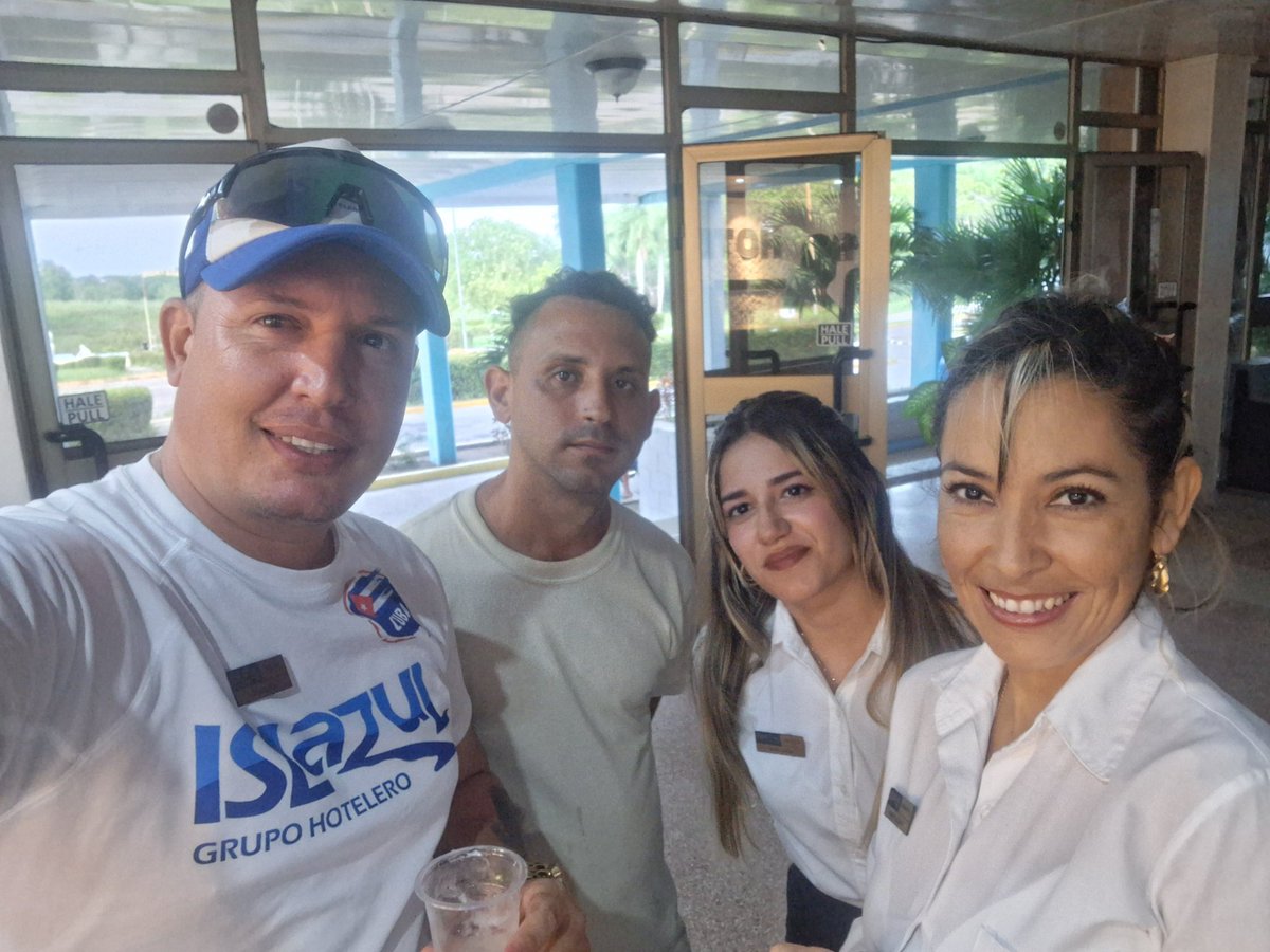 MiltonOro75798's tweet photo. La actitud nos define en cada desafío. 
#CubaÚnica #ElDestinoEresTú #HotelesIslazul #CubaSeVive #IslazulLasTunas https://t.co/AUgWl37deC