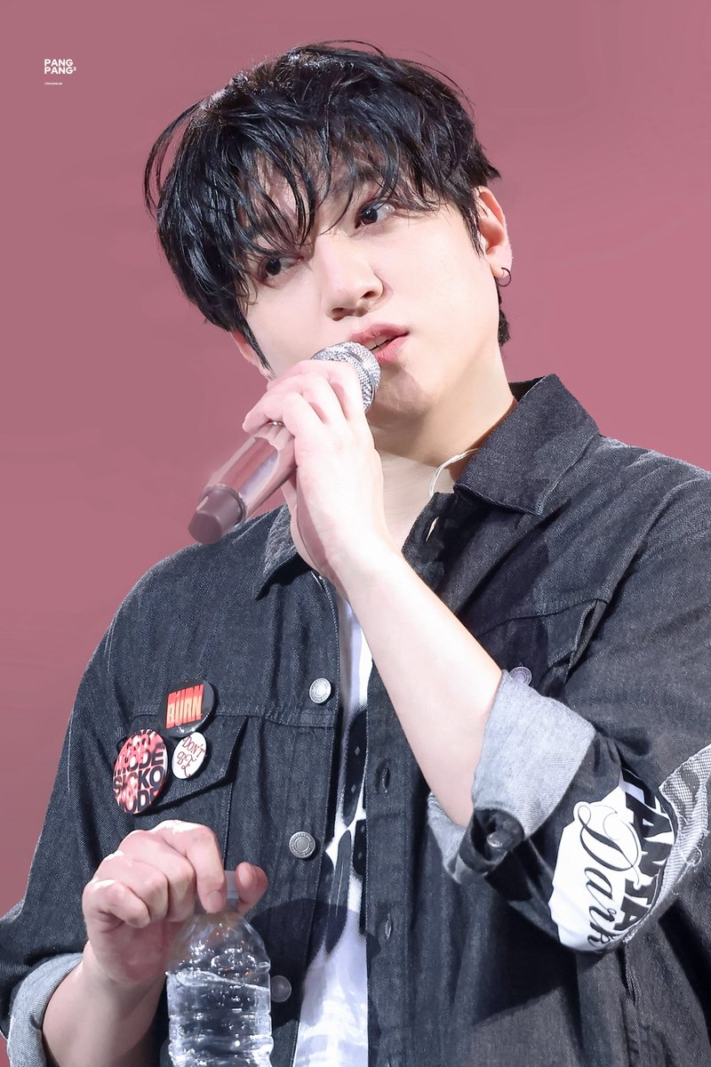 PANGPANG2_0116's tweet photo. 261024 FM

 #성진 #SUNGJIN #데이식스 #DAY6 https://t.co/a4Pv8fvkjb