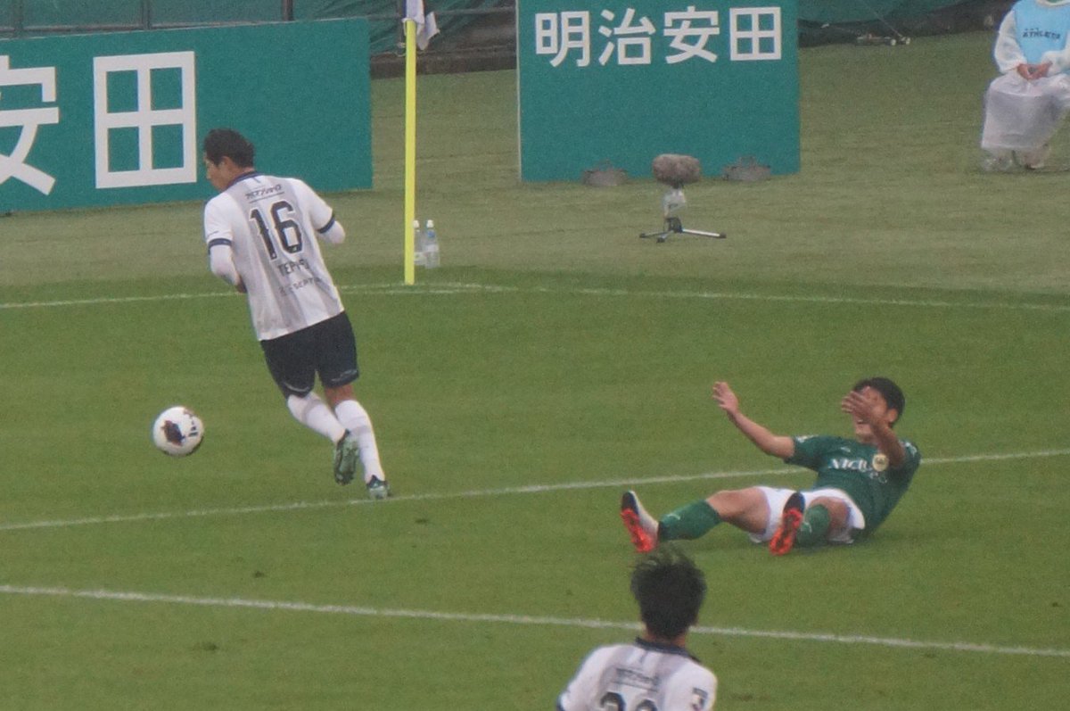 q1_lxg's tweet photo. もーほんとにこれが酷すぎて！！岡さんなにやってんの？としかならなかった、、、しかもこれノーファールだし。 https://t.co/ci31Mu3dBR