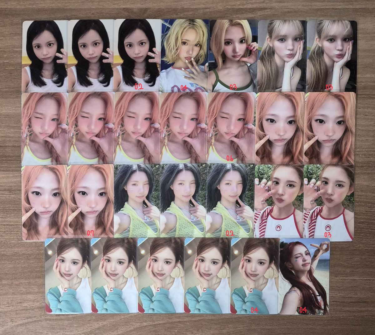 _abcedee's tweet photo. #abcdcartz 🛒yd

wts lfb ph

˚ ༘♡ 🥝 Hearts2hearts Photocards ༘♡

Price x 500 + fees

—pre-order | neta
—at least 5pcs or more to push
—payo once push to secure 
—x sensi &amp; impatient

t. wts h2h hearts2hearts ian jiwoo carmen yuha stella juun ana yeon pc ph https://t.co/40thReOwIh