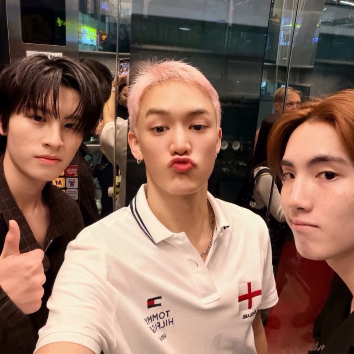 _iampingping's tweet photo. กุกราบน้องบลิ้ง ไอ่เชี่ย ภูเอเอกับน้องบลิ้งว่ะ กิ๊ดดดดดด 😭😭😭 https://t.co/wGfYq6Eb4o