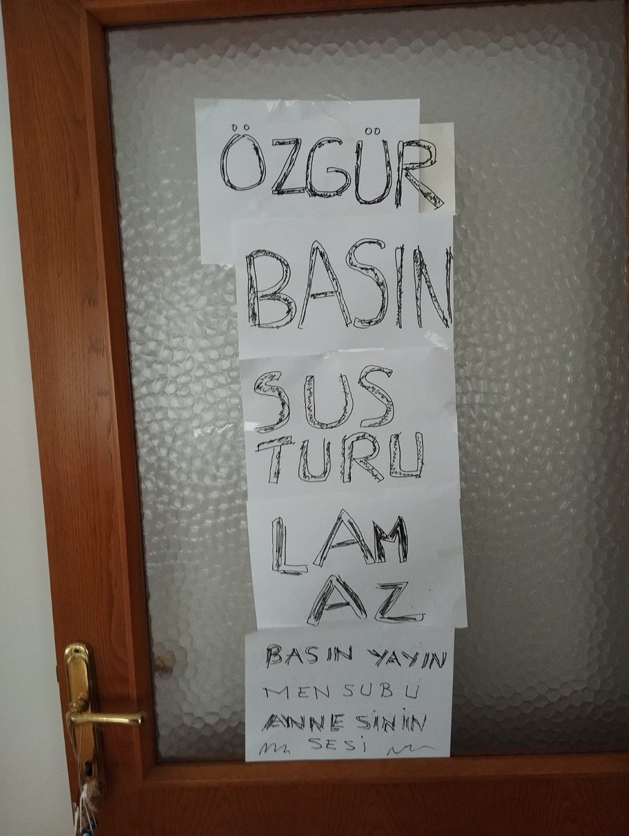 r_demirkol's tweet photo. Gelemeyip evinde direnen teyzem sen de sağol:) https://t.co/DFYKl9zLp5