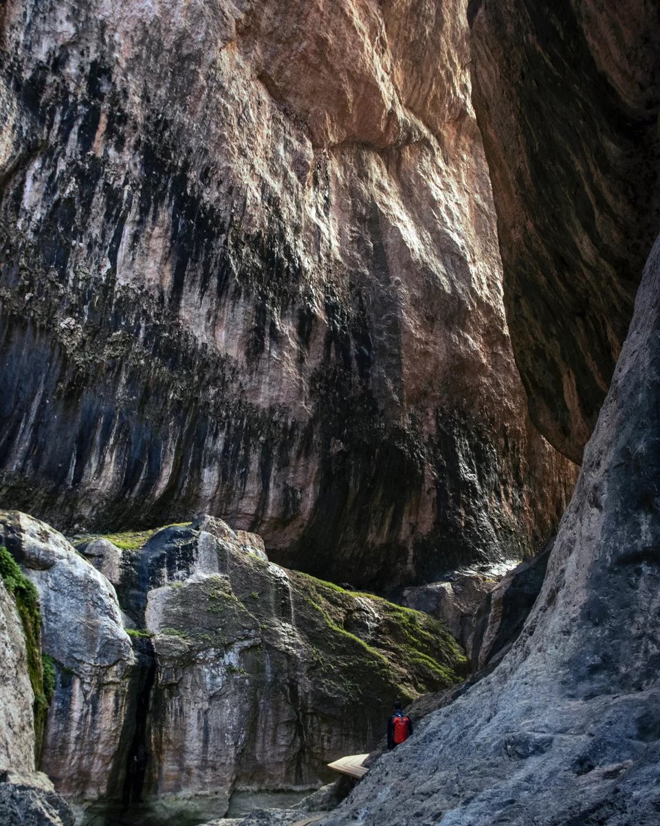 themessaround's tweet photo. One of the prettiest places I’ve seen in Spain. Love, love, love. https://t.co/FsbdMdNtHL