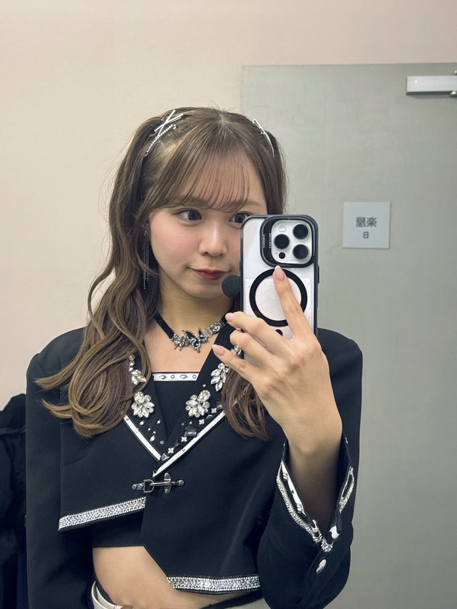 maity_nmb's tweet photo. #めっちゃ楽舞友公演 昼夜
ありがとうございました❤️‍🔥❤️‍🔥

夜はハーフツインしたよ👧🏻 https://t.co/1WC9wQDTUh
