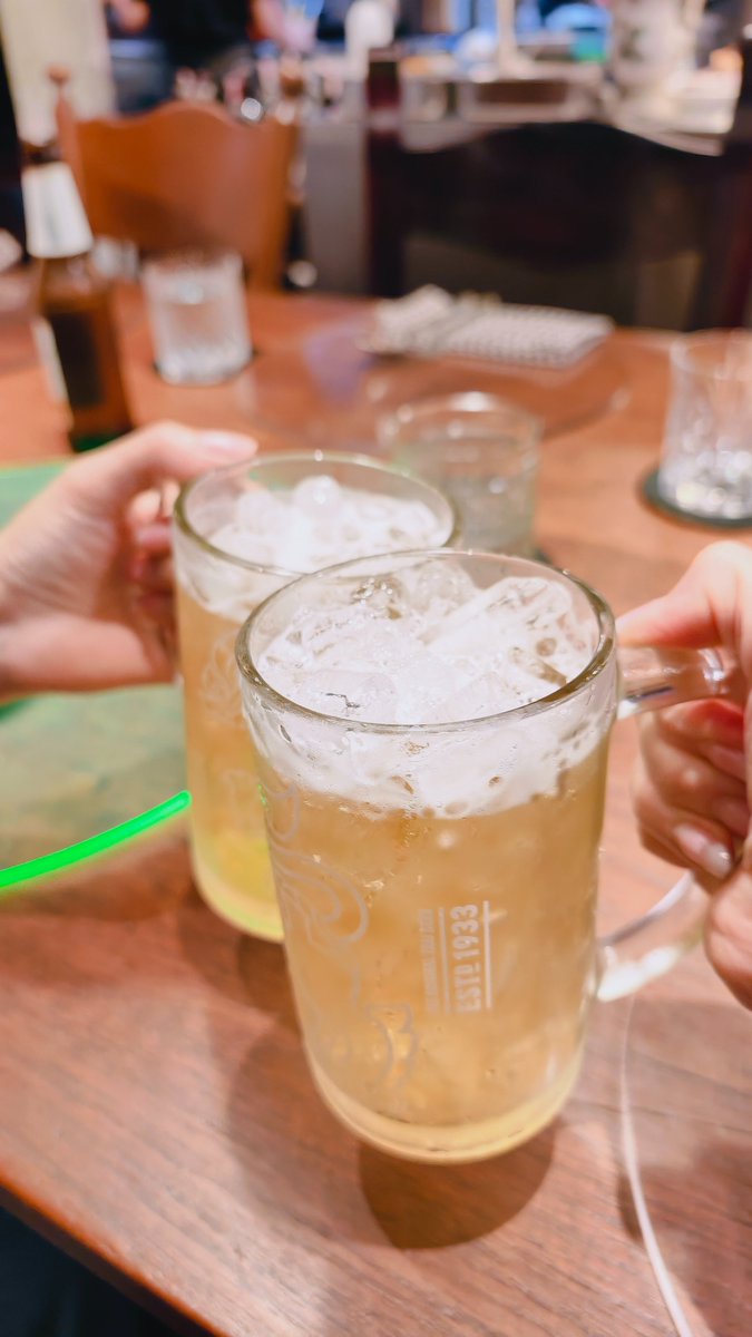 KKullava's tweet photo. ชนคับบบบ 🍻
มาทรงวาดอีกแล้วว ร้านเดิม 

@ceopian https://t.co/fiZ3B5GW8o