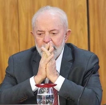 Delateinews's tweet photo. ⚠️AGORA: Checagem do Grupo Globo confirma que Lula, então deputado federal, votou contra a Constituição de 1988, que criou o SUS https://t.co/lEzVF6IEQ7