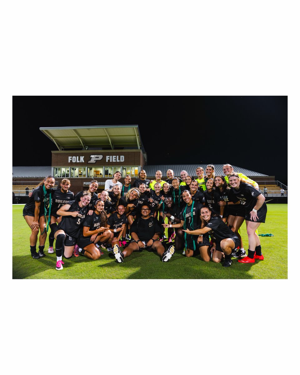 vca_bucket2011's tweet photo. Yesterday was senior day, and I’m grateful for the privilege of growing alongside this team. I’ll miss the rest of the season, but I believe this is the best team we’ve had: talented, passionate, and ready to win. Boilers on 2. https://t.co/78j8jeix6g