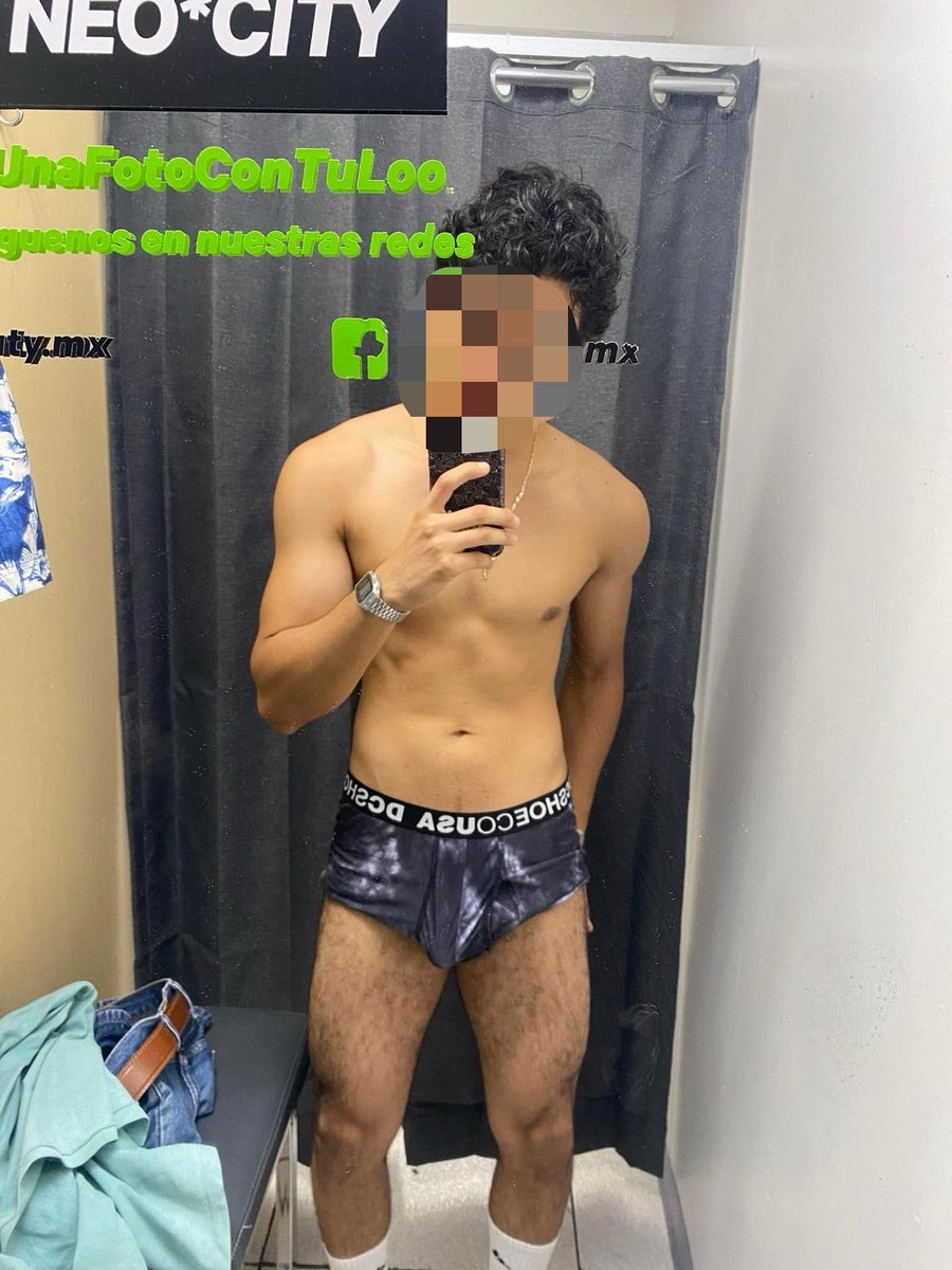 single87R's tweet photo. #single #mty alguien para hoy? https://t.co/4wvCdzPGLD