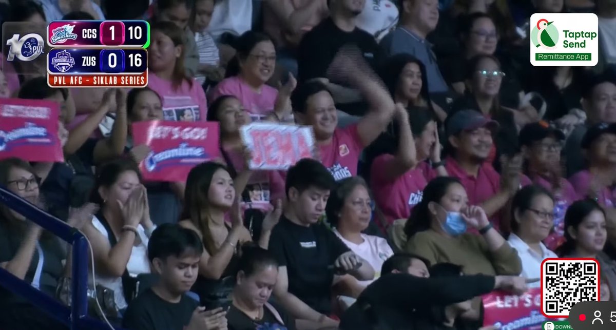 imyanceyyy's tweet photo. Galanza with De Jesus family 💛🧡

#PVL2026 https://t.co/LVdfnlwrPg