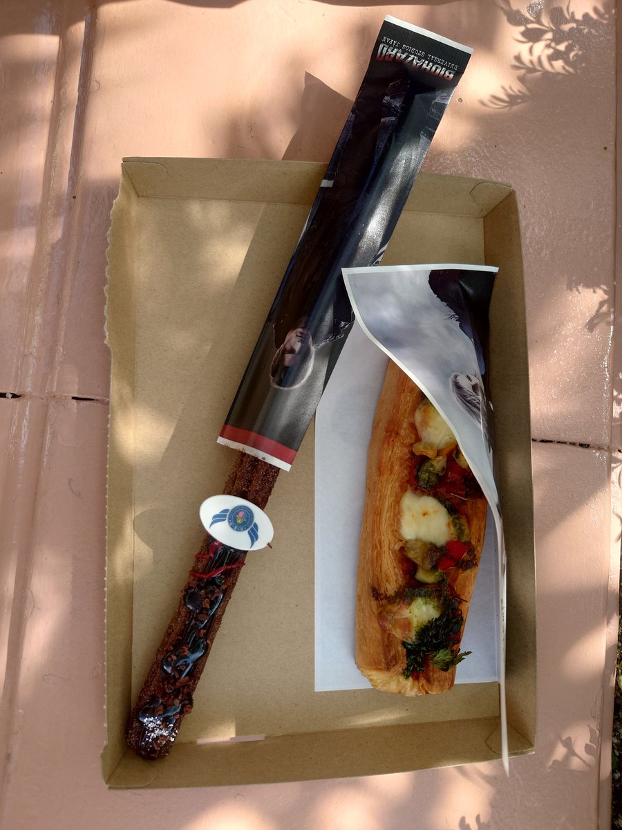 _a_rose_doll_'s tweet photo. なんやかんや食べたよねぇ🥴ほとんど食べきれんかったよねぇ🥴(兄やんに食べてもらった) https://t.co/MFLM0ooS2r