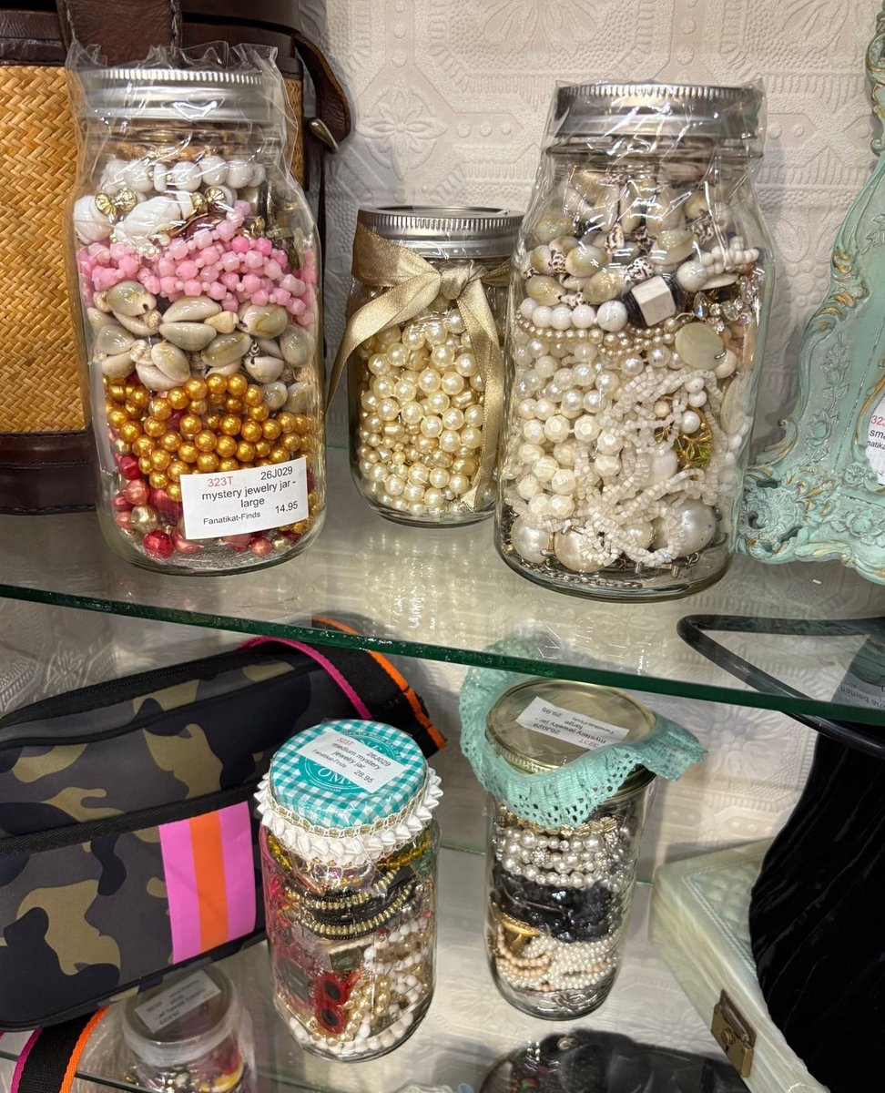 CoreyHmWater2LA's tweet photo. Mother’s Day is tomorrow! Find a vintage jewelry mystery jar from FanatiKat Finds at The Antique Gallery of Lewisville. Packed with treasures, starting at $14. 99. Shop 120+ local vendors in one location. https://t.co/PGtalaEGdD