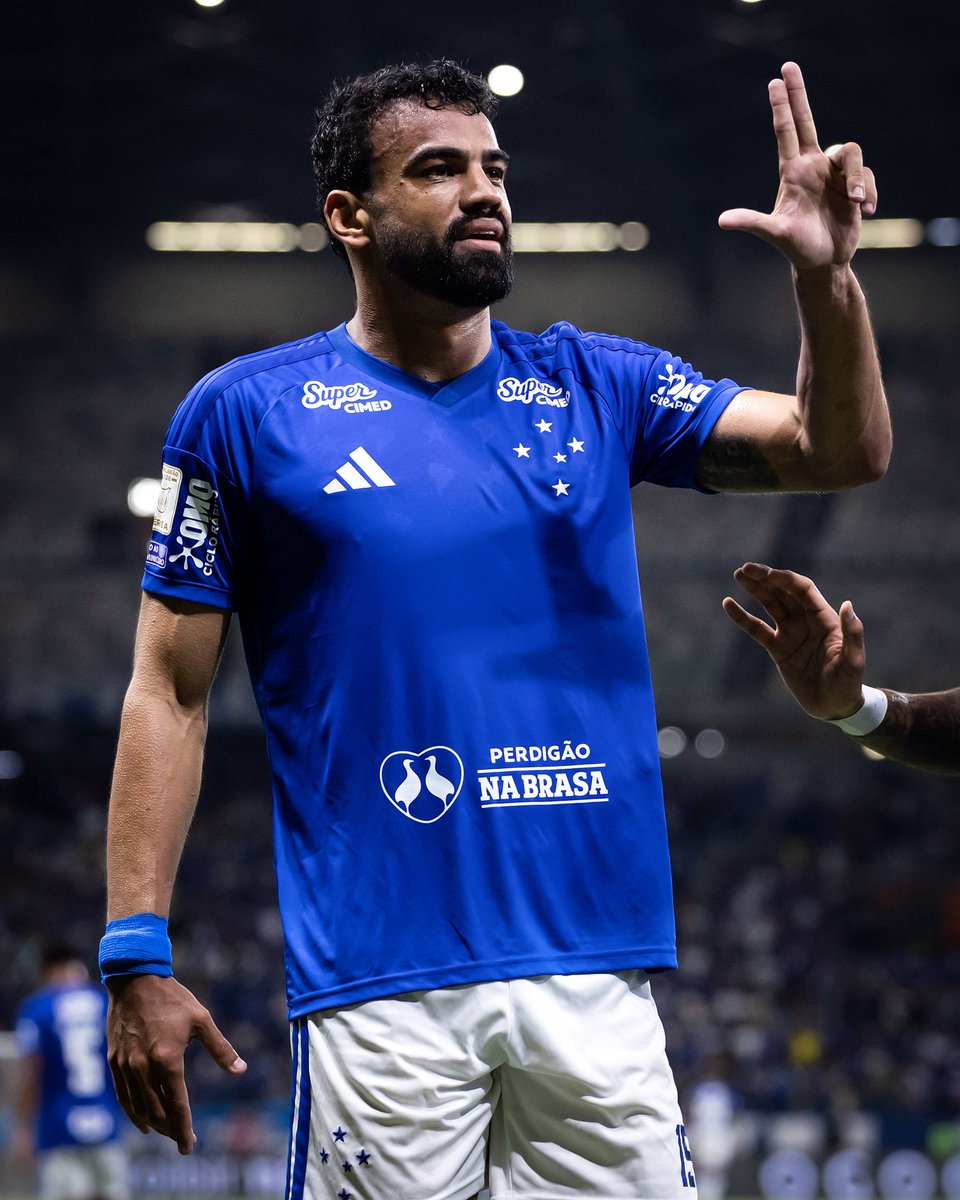 Cruzeiro's tweet photo. Bom dia com mais uma vitória do Cabuloso, Nação! 🦊

📸 @ggaleixo / Cruzeirol https://t.co/7Df0S9EFSD