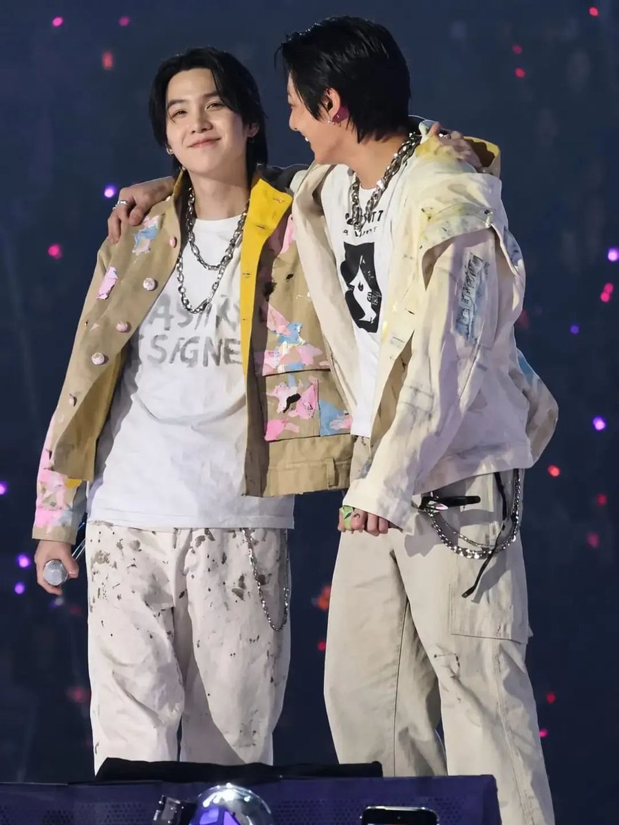 minyprod's tweet photo. ahhhh my #yoonkook heart 🥹💜 https://t.co/G8l6HTMFcF
