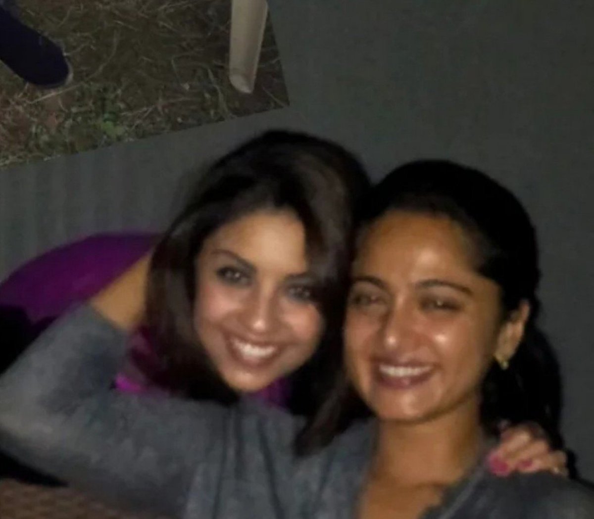 rosesafterain's tweet photo. Vennela &amp; Manasa 🥹🫶🏻🫶🏻

#AnushkaShetty https://t.co/dvffw7UnTQ
