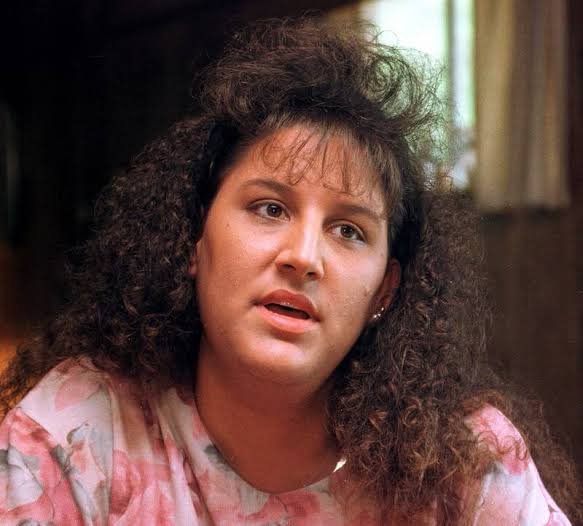 Dr_TheHistories's tweet photo. A waitress' life turned into a nightmare after $10 million lottery win.... 

In March 1999, Tonda Lynn Dickerson was working as a waitress at a Waffle House in Grand Bay, Alabama, when a regular customer gave her a Florida lottery ticket as a tip. Unbeknownst to either of them at the time, the ticket was a winner worth $10 million. Upon realizing she won, Dickerson chose to receive the jackpot in annual installments over 30 years rather than taking a lump sum.

Trouble began almost immediately when four of her Waffle House coworkers sued her, claiming they had an informal agreement to pool and split any winning lottery tickets. Shortly after, the customer who gave her the ticket also filed a lawsuit, claiming she had verbally promised to buy him a new pickup truck if she won. 

Dickerson won both battles: the Alabama Supreme Court ruled that the alleged pooling agreement with her coworkers constituted an illegal gambling contract under state law and could not be enforced, while the customer's claim was thrown out by a judge. The ordeal turned dangerous when her ex-husband kidna*ped her, driving her to a boat ramp to force her to hand over the money; Dickerson managed to retrieve a g*n from her purse, sh*t him in the chest in self-defense, and escaped.

Her legal troubles finally concluded in federal tax court. To manage and protect the money, Dickerson and her family had established an S corporation, transferring a 51% stake in the winnings to her family members. The IRS audited the arrangement and determined that transferring those shares constituted a taxable gift. After years of tax disputes, the U.S. Tax Court ruled in favor of the IRS, requiring Dickerson to pay over $1 million in gift taxes.

After shooting her ex-husband in self-defense, Tonda Dickerson actually managed to talk him down. Instead of continuing the assault, she convinced him to let her drive him to a nearby hospital for treatment, where medical staff called the police and he was arrested.

Additionally, after all the legal battles concluded, Dickerson went on to work as a poker dealer at a casino in Biloxi, Mississippi.

#drthehistories