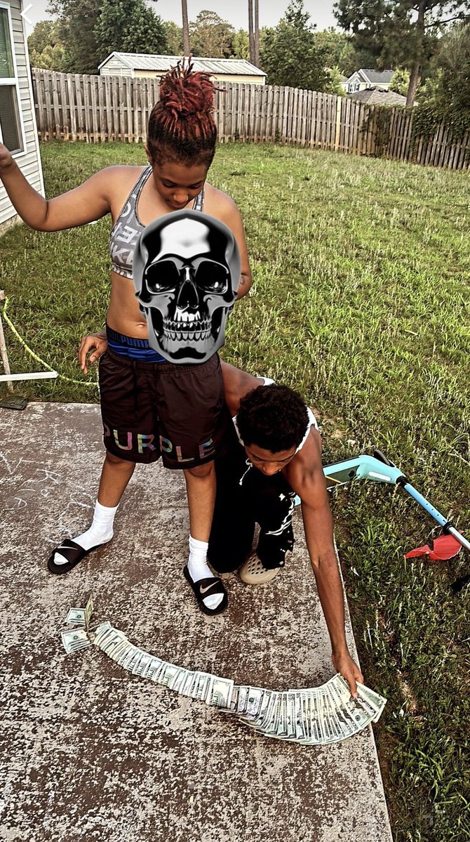 LuhSevenw9k's tweet photo. my folk🩸 https://t.co/nfP2mtCxkX