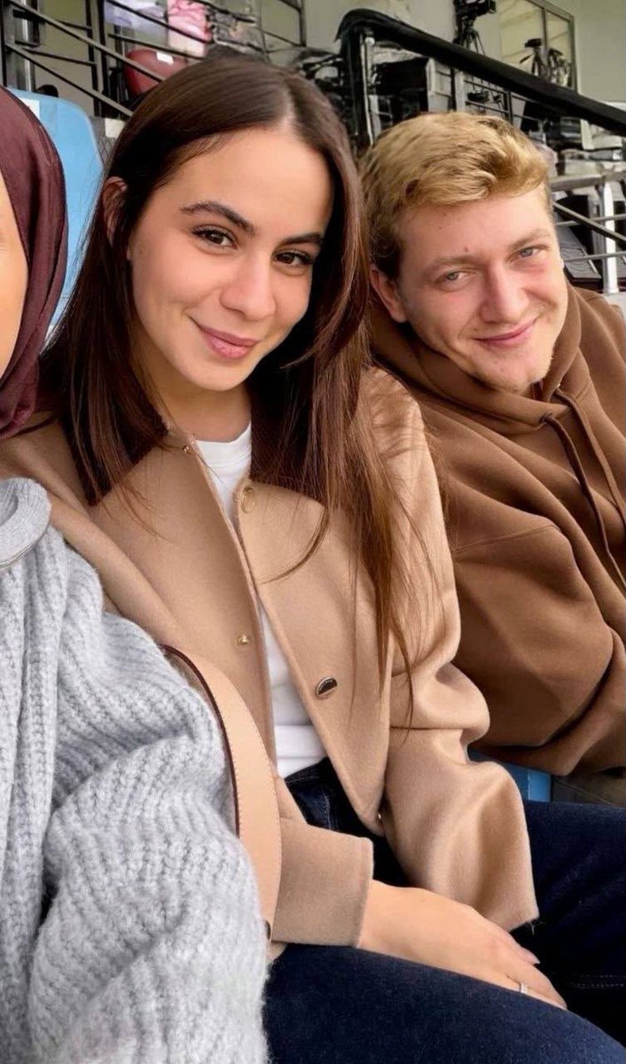 erdemsfanacc's tweet photo. 🆕 #ErdemŞanlı Yeni paylaşım🌸 https://t.co/Iugyrpuz3U