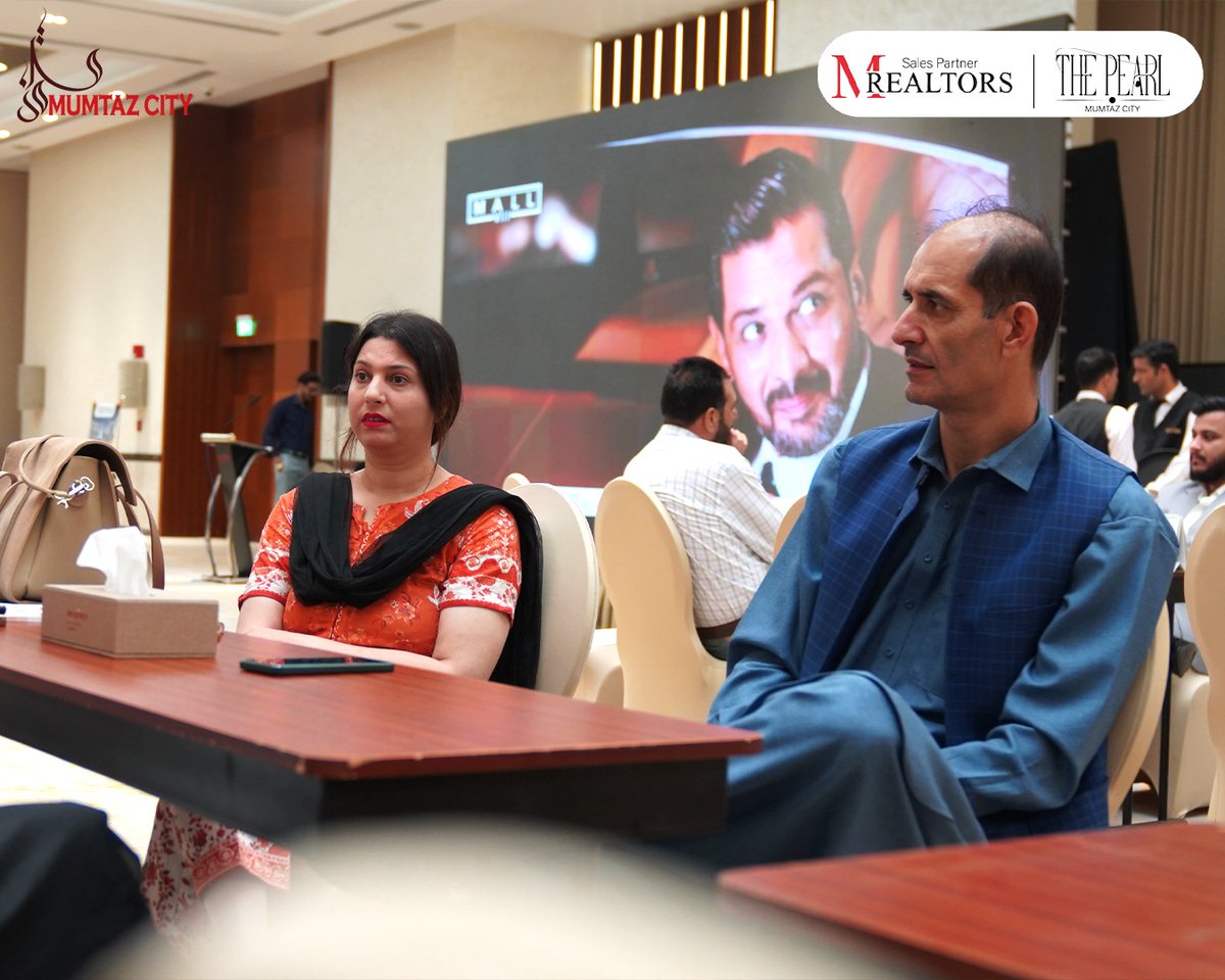 mrealtorspk's tweet photo. Investors are showing great interest in The Pearl, Mumtaz City, at the Investor Meetup. The MRealtors team is engaging with investors, sharing project details, and guiding them through available investment opportunities.
#MumtazCity #ThePearl #MRealtors #Movenpick #Islamabad https://t.co/8LoOnnRjDj