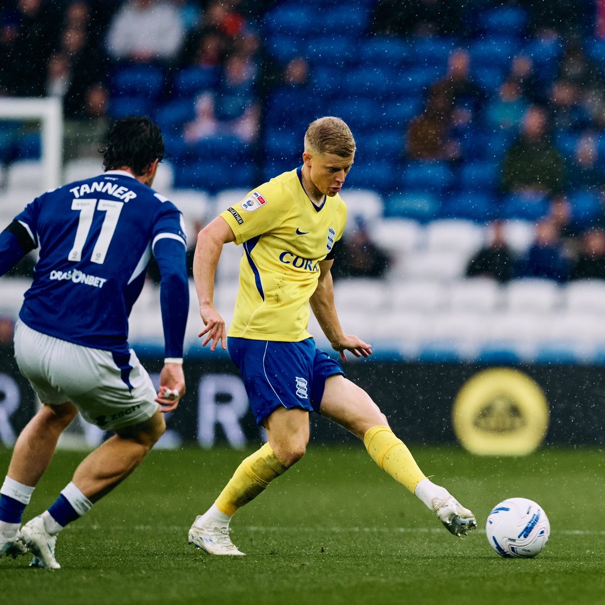 BCFC's tweet photo. Trott makes a fantastic stop to deny Dimmy.

🔵 1-0 🟡 | 88’ | #BCFC https://t.co/7QjM7ZzN6P