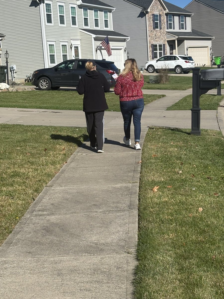 jenn_kiko's tweet photo. Another fabulous day OHIO!!! 

Out with first time volunteers for @JonHusted and @AFPAction is getting it done!!

Have a great day!

10 to go! Let’s for this Ohio! https://t.co/em6VTEgx3G