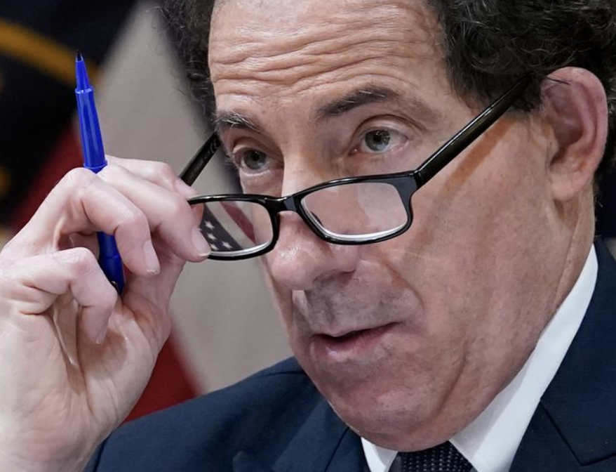 funder's tweet photo. Rep. Jamie Raskin's staff went through Trump's pardons one by one and added up what convicted criminals no longer have to pay back. The total isn't in the millions. https://t.co/GZ1EdSbQMv https://t.co/sE36ExIXjU