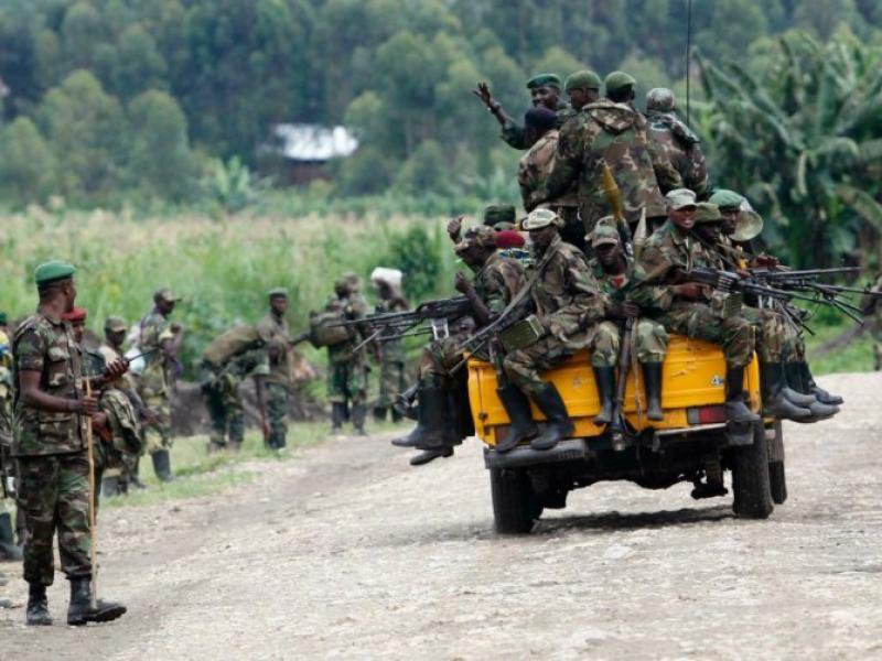robertotshaheD's tweet photo. 🇨🇩 Sud-Kivu : Bonne nouvelle , les #Wazalendo et des #FARDC progressent vers Ngomo

Les @FARDC_Info et alliés poursuivent leur progression vers Ngomo, sur l’axe Kamanyola-Katogota, où des affrontements sont signalés face à l’armée rwandaise et à ses alliés.

#RDC #SudKivu #Ngomo https://t.co/9oxAlorbqt